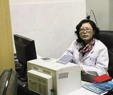 蘭越峰最新動態(tài)，多面視角解讀與個人立場分析